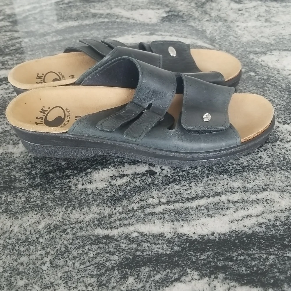 T.S.K. Made in Canada ❤ Sz 40 ❤ Like New ❤ Handmade Sustainable Leather European - Picture 6 of 10